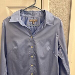 Banana Republic Women’s Light Blue Dress Shirt